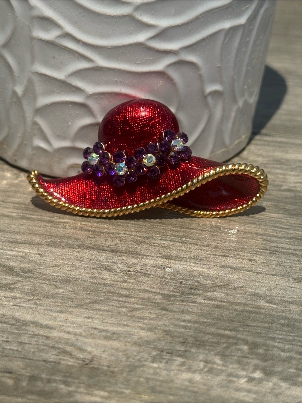 NWT Red Hat Brooch or Pendant with Purple Rhinestones and Gold Trim